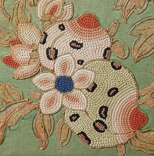 皮革刺繡會帶來(lái)怎麽的(de)效果？
