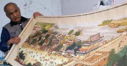 60多歲老人(rén)繡出(chū)60萬“清明上(shàng)河圖”刺繡