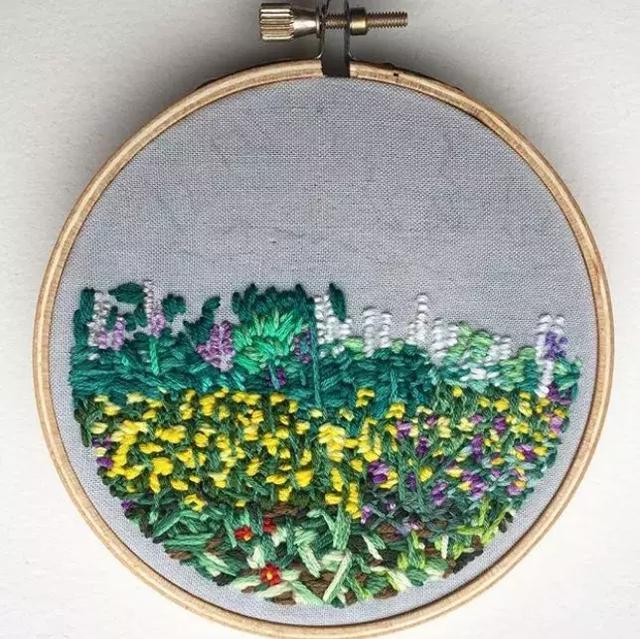 刺繡與水彩的(de)結合，誕生出(chū)很有創意的(de)作品